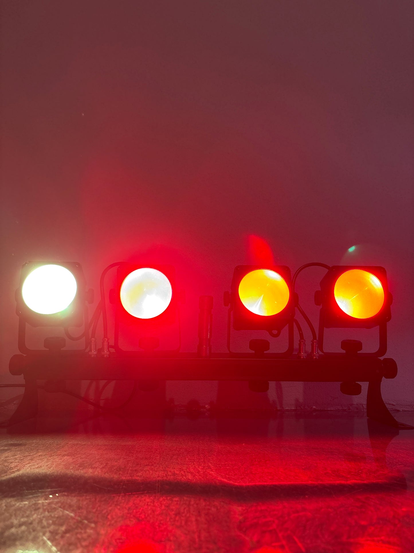 Eurolite KLS-50 Compact Light Set – 4-fach LED-Bar (optional mit Stativ)
