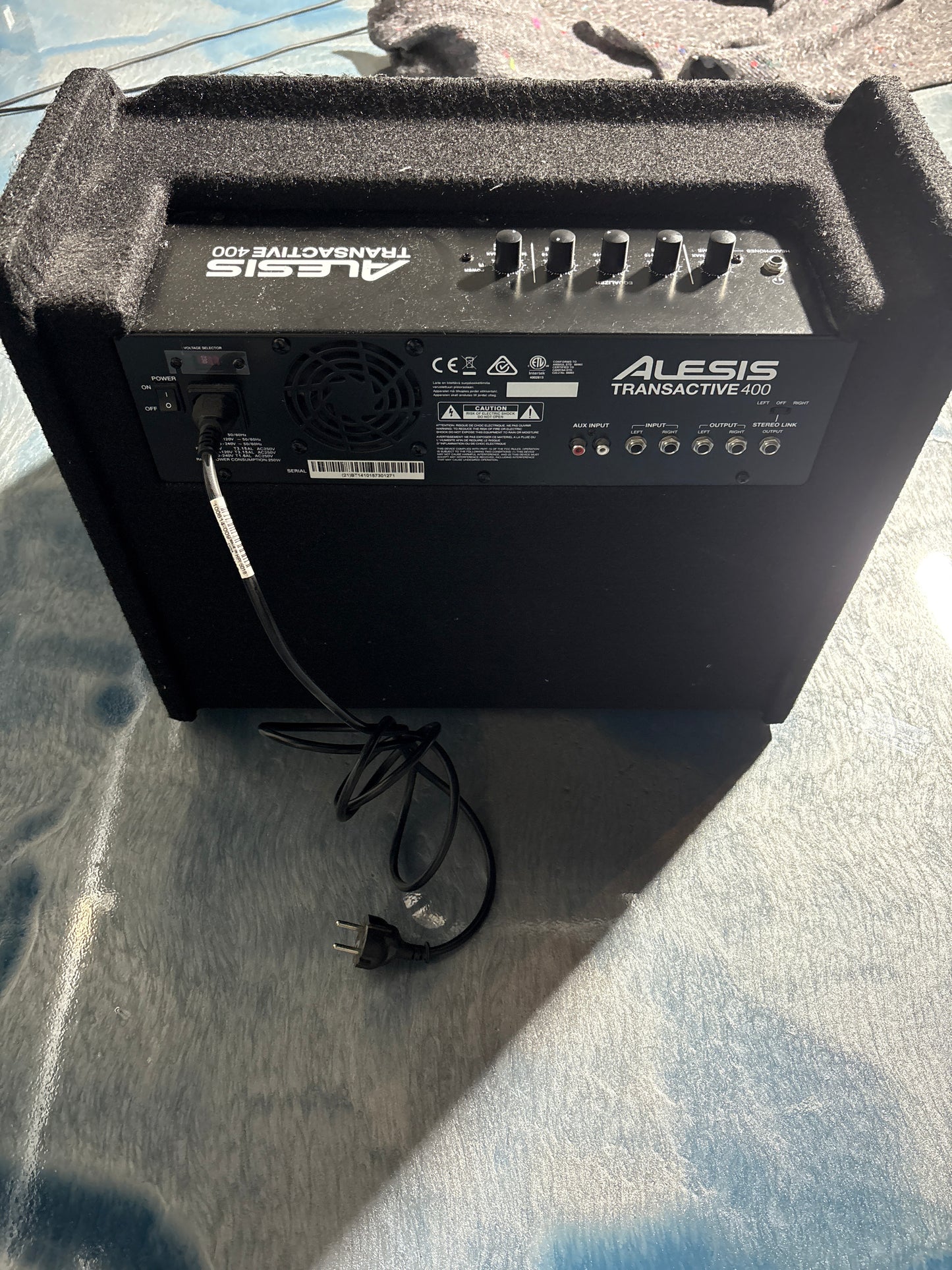 Alesis TransActive 400 – Kompakte Aktiv-PA mit Mixer