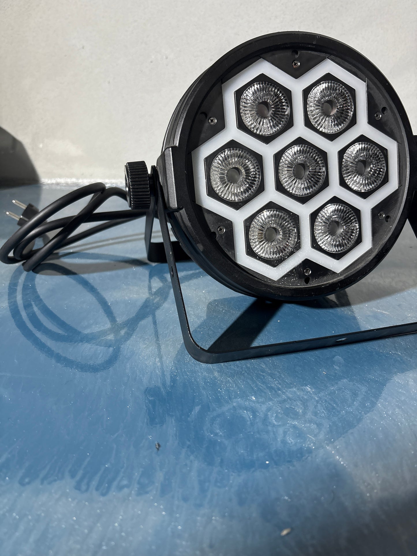 Light4Me Frame PAR – LED-Scheinwerfer für Bühnen & Events