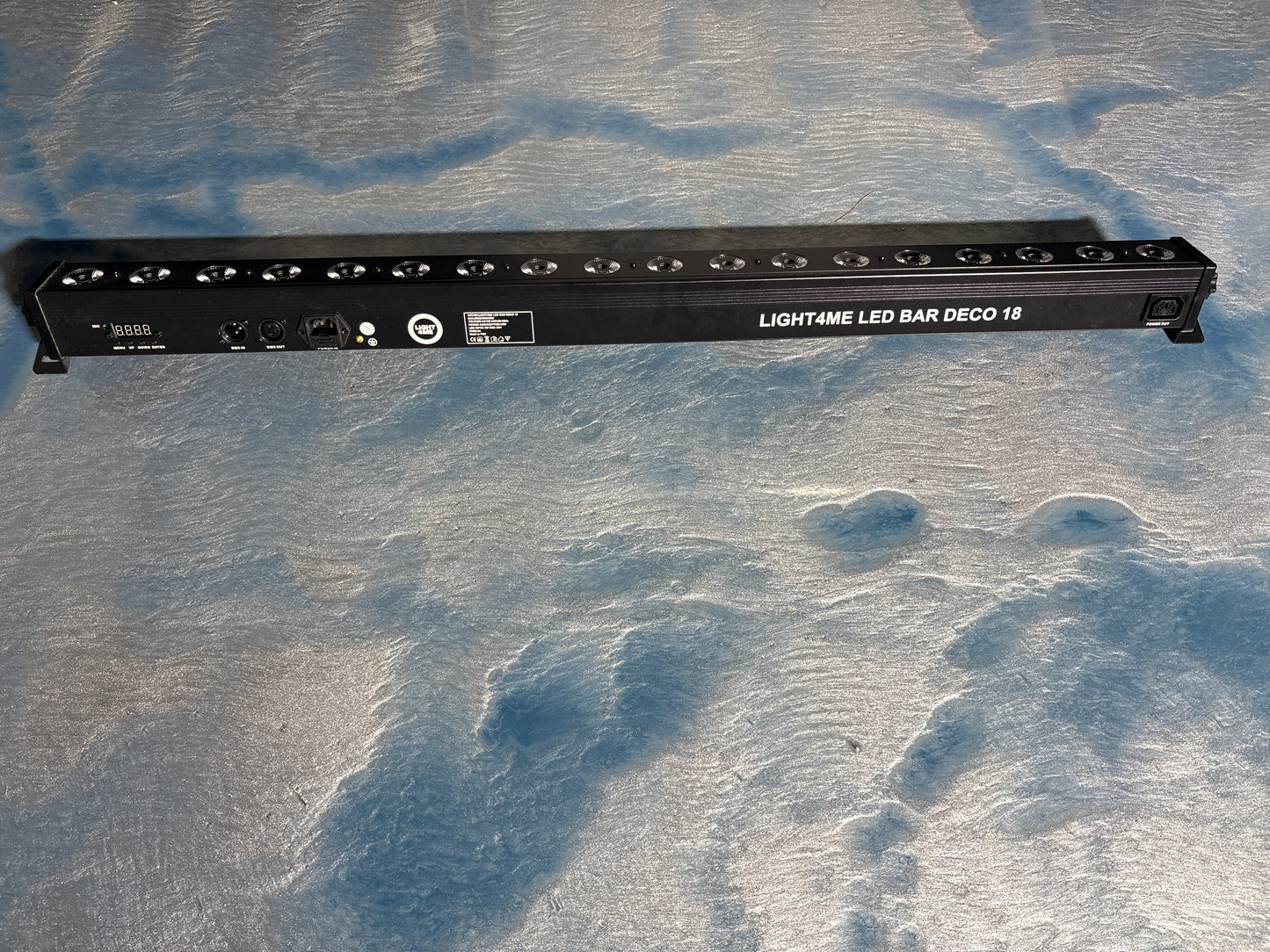Light4Me LED Bar Deco 18 – Lichtstarke, segmentierte LED-Leiste für Flächen & Deko