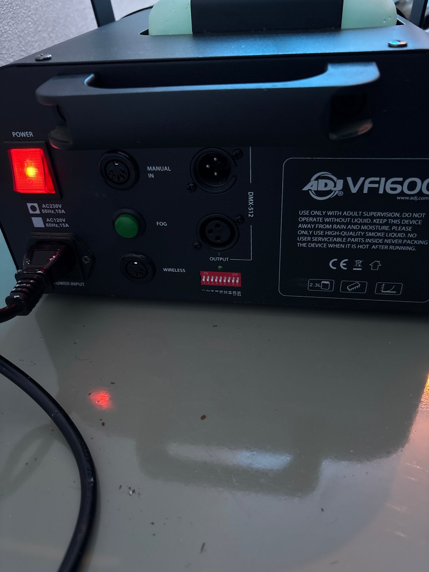 ADJ VF1600 – leistungsstarke 1600 W Nebelmaschine
