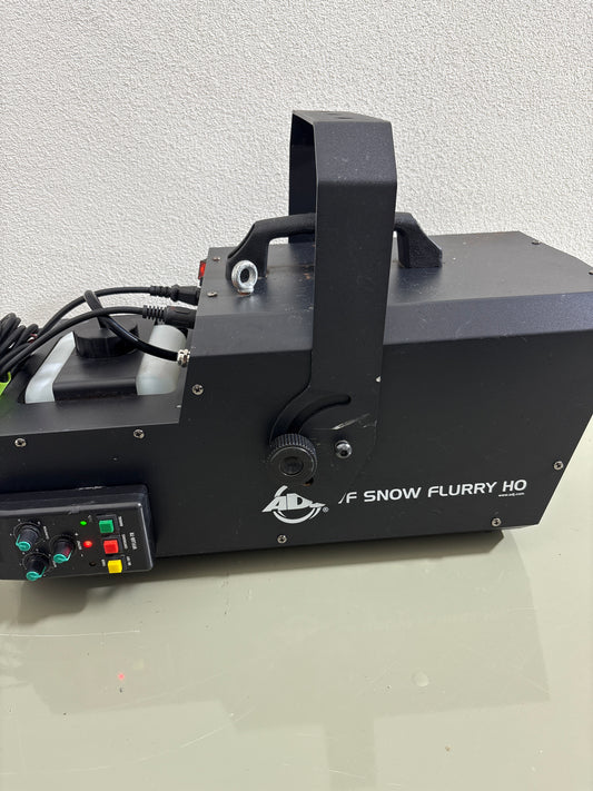 ADJ Snow Flurry HO – leistungsstarke Schneemaschine (High Output)