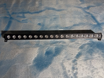 Light4Me LED Bar Deco 18 – Lichtstarke, segmentierte LED-Leiste für Flächen & Deko