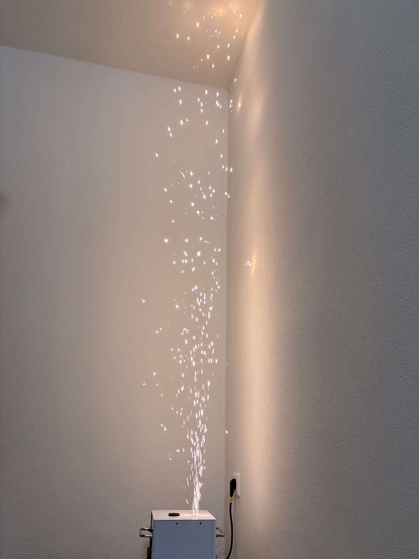 Sparkler FX – Kalte Funkenmaschine (700 W, DMX)