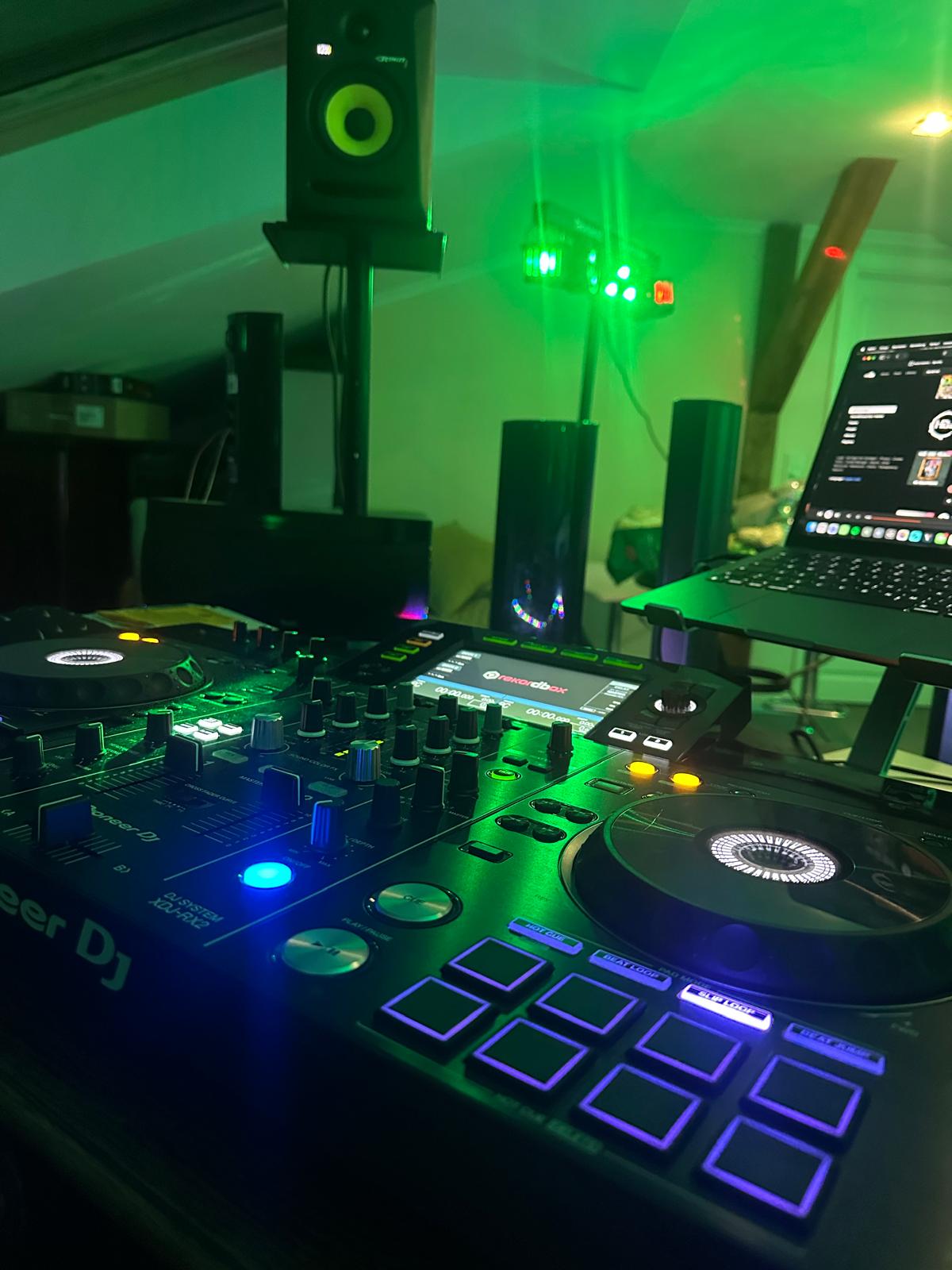 DJ buchen